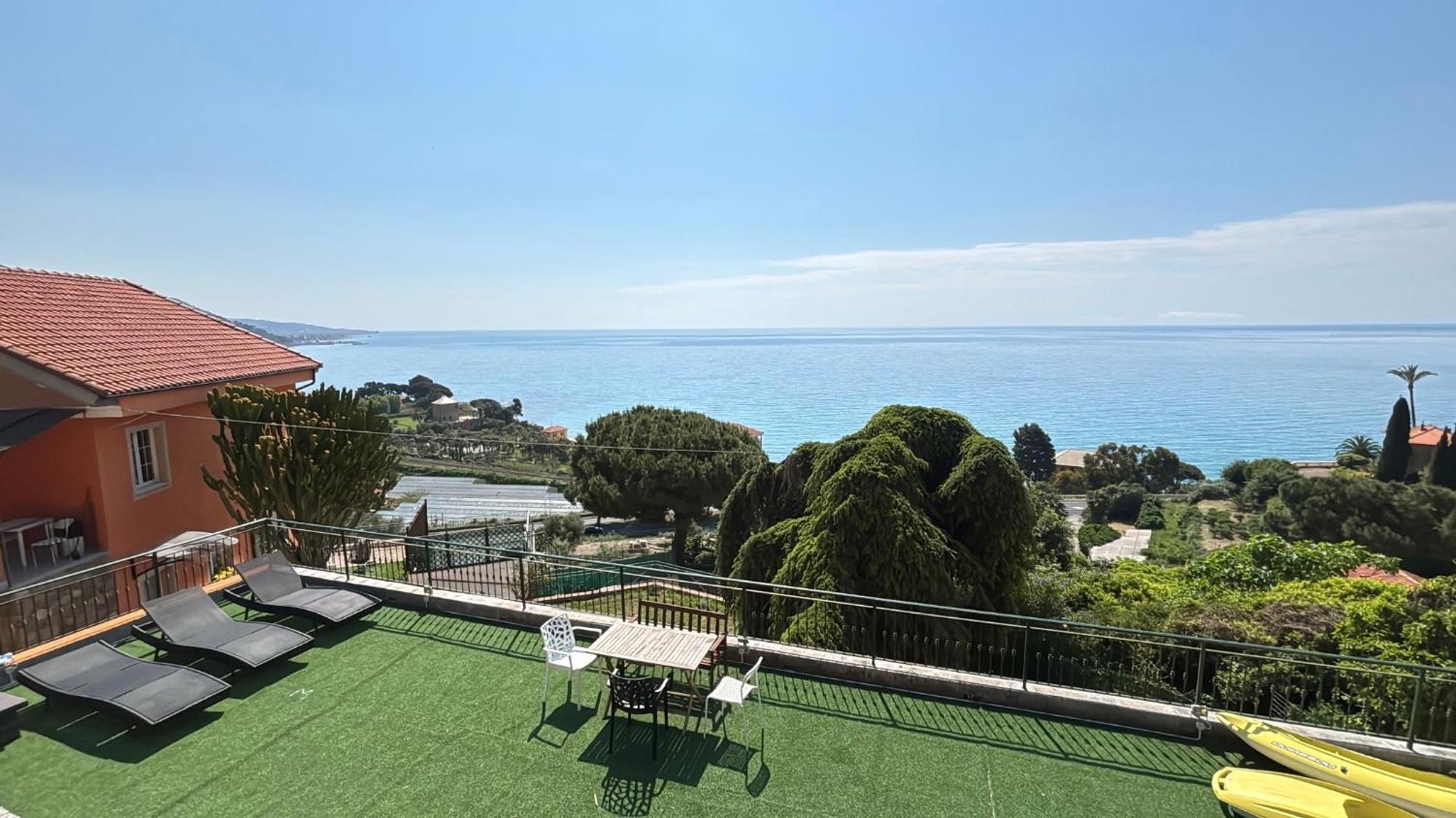 Il Giardino Del Mare Apartment Ventimiglia Exterior photo
